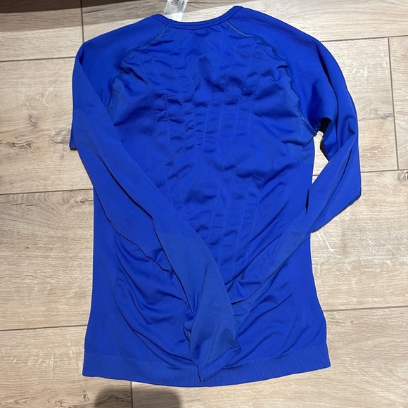 Gym shirt - Picture 3 of 3